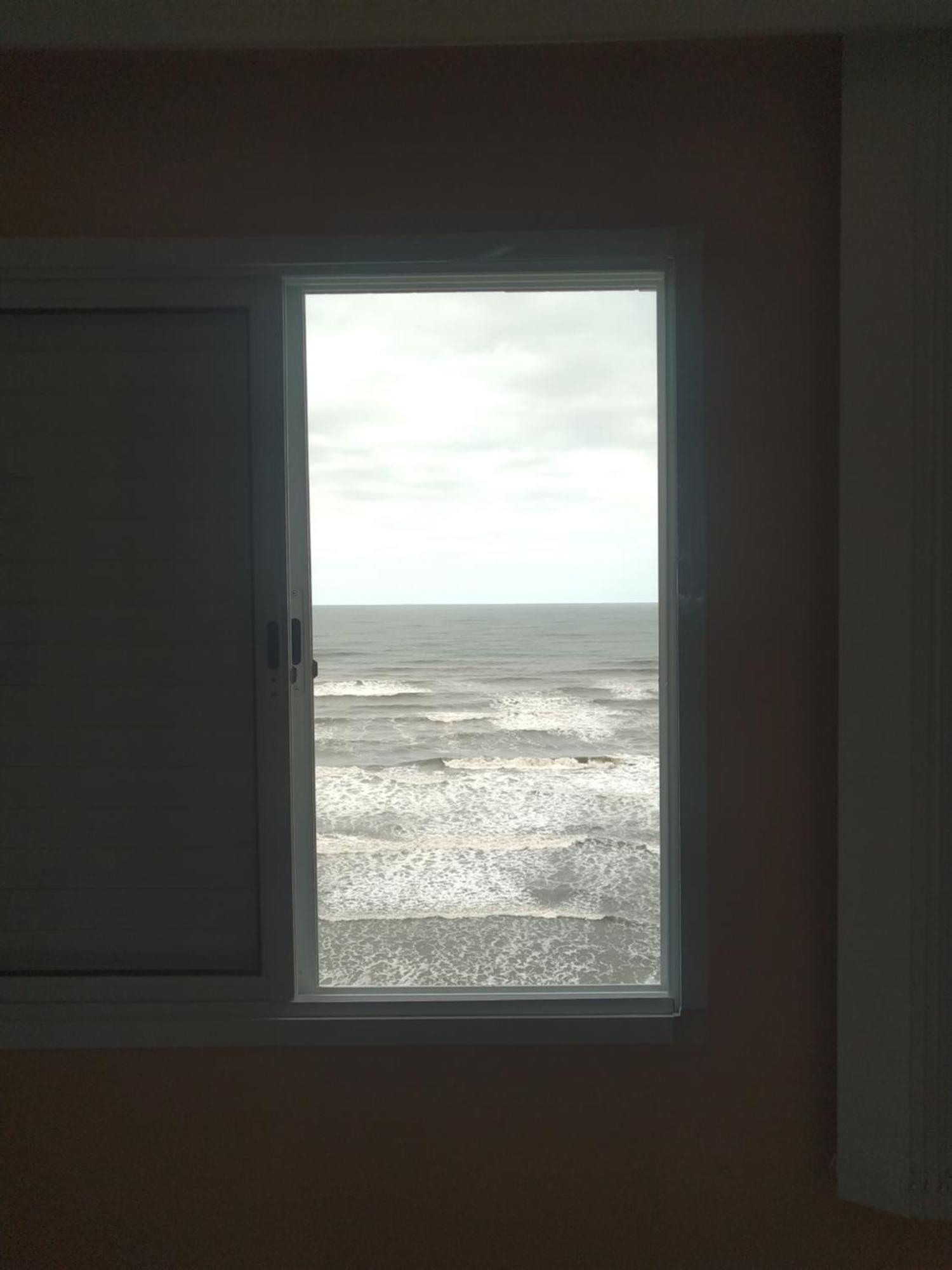 Apartamento Frente Mar Pe Na Areia ปรายากรันเด ภายนอก รูปภาพ